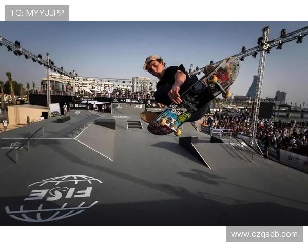 成都极限运动队在世界滑板锦标赛中以81分稳居积分榜首位